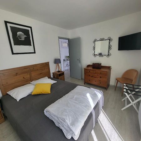 L Ephejules Apartamento Marseillan  Exterior foto