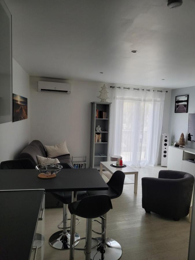 L Ephejules Apartamento Marseillan  Exterior foto
